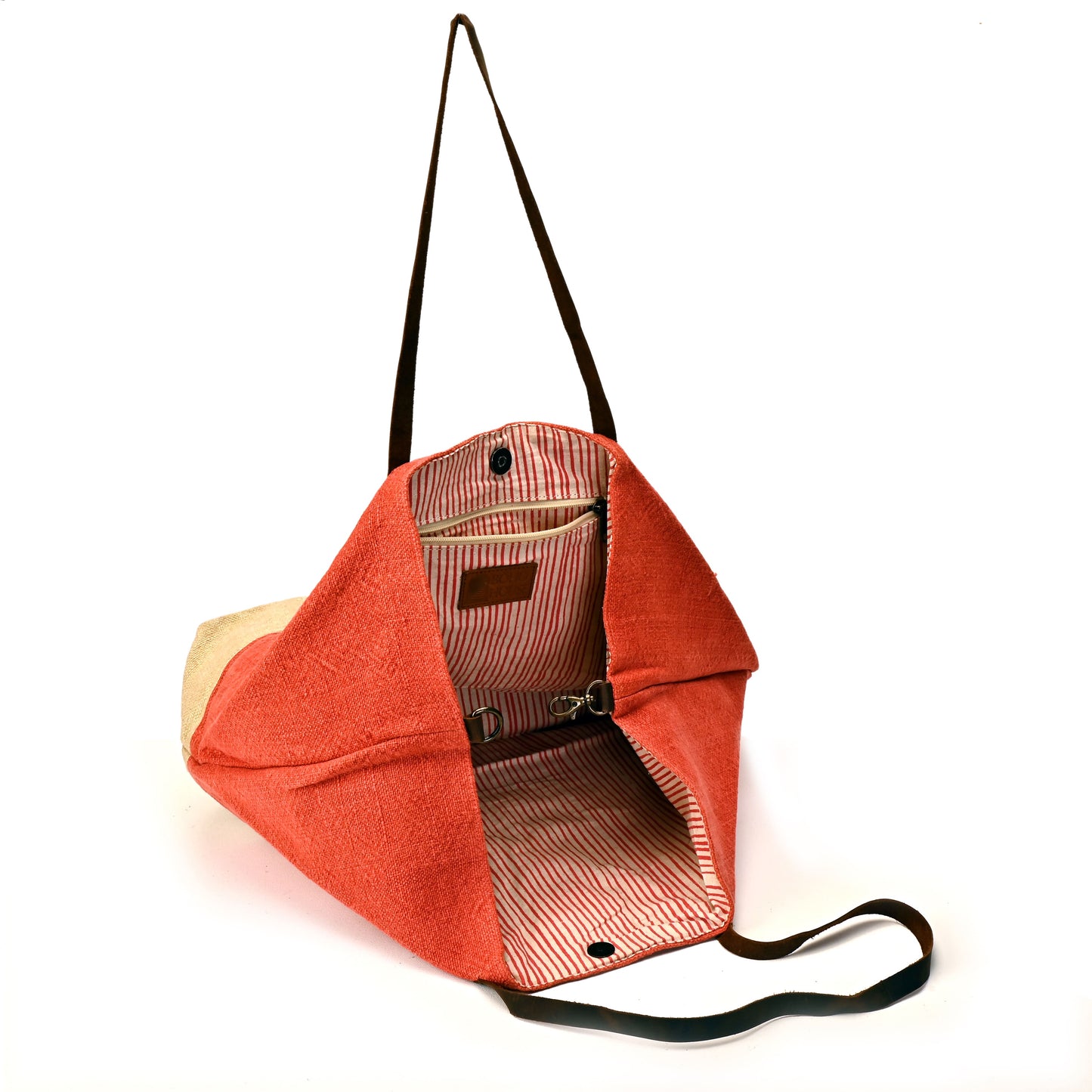 The Summit Tote // Scarlet Elegance