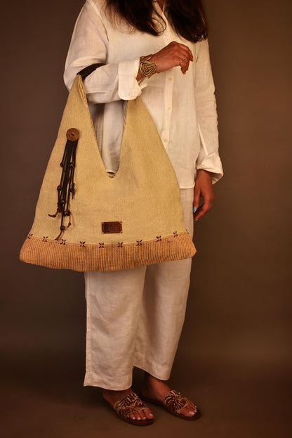 The Nomad's Haven // Desert Sand