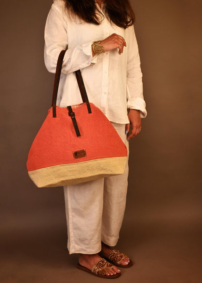 The Summit Tote // Scarlet Elegance
